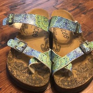 Calceo Sandals